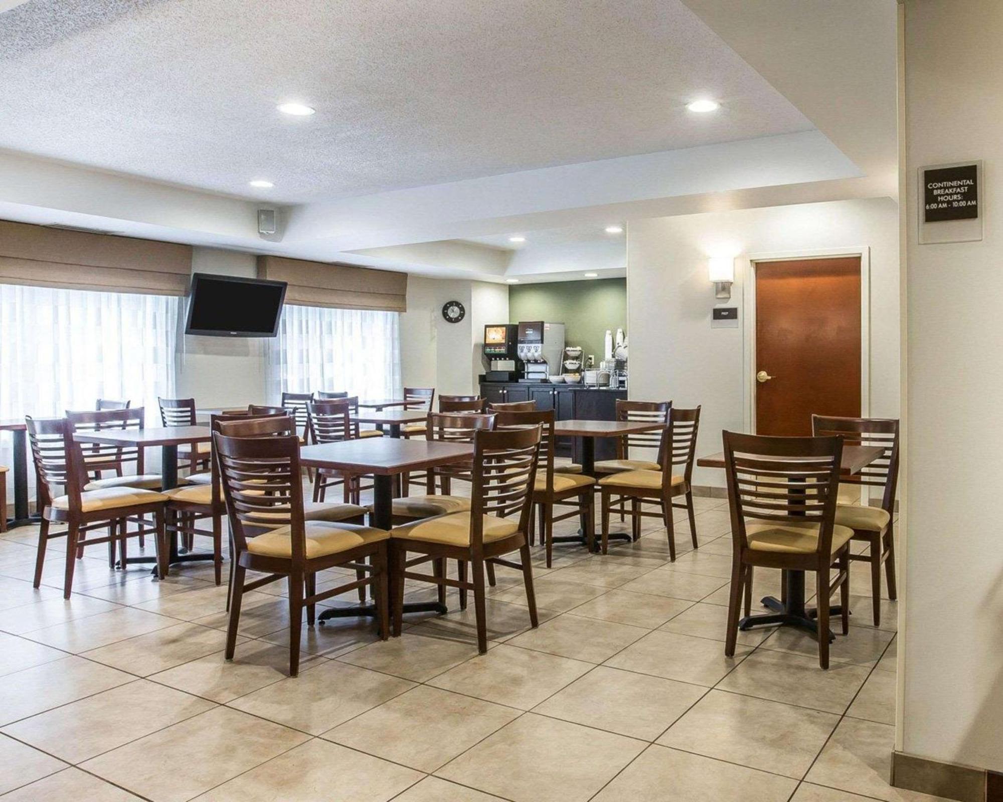 Sleep Inn & Suites Queensbury - Lake George Exteriér fotografie